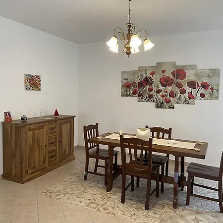 Casa Erica 度假居 托迪